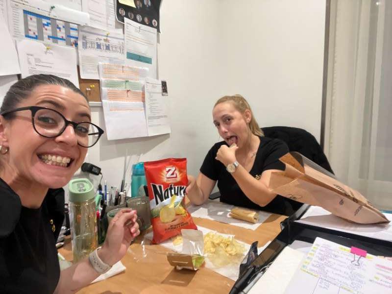 Milena.G., Bureaux du travail