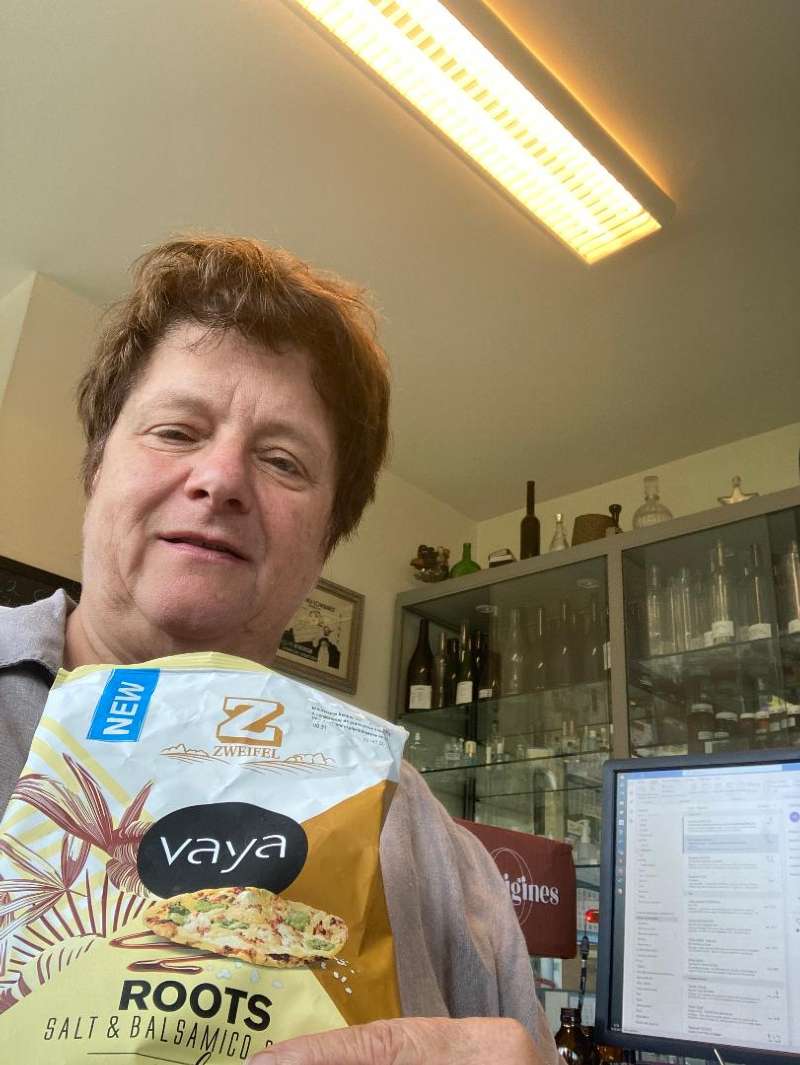 MARIE-THERESE.P., Bureau