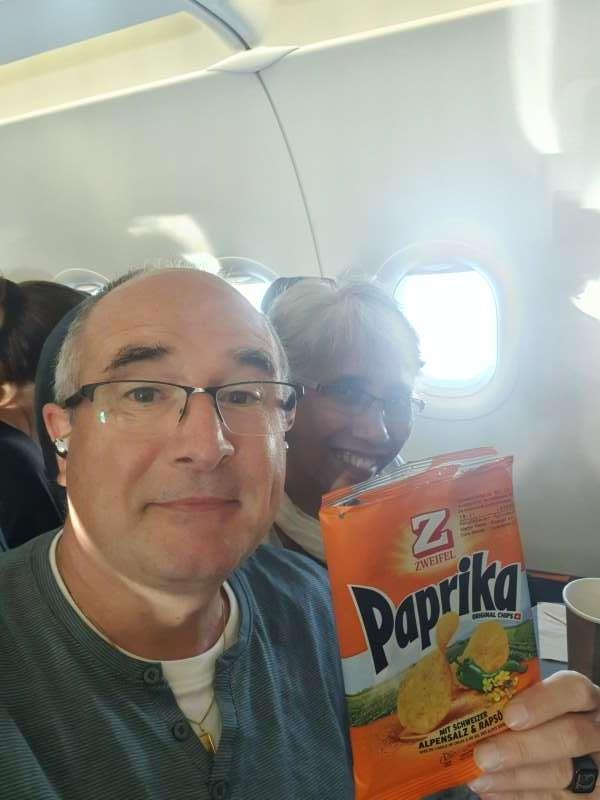 Thomas.N., Im Flugzeug