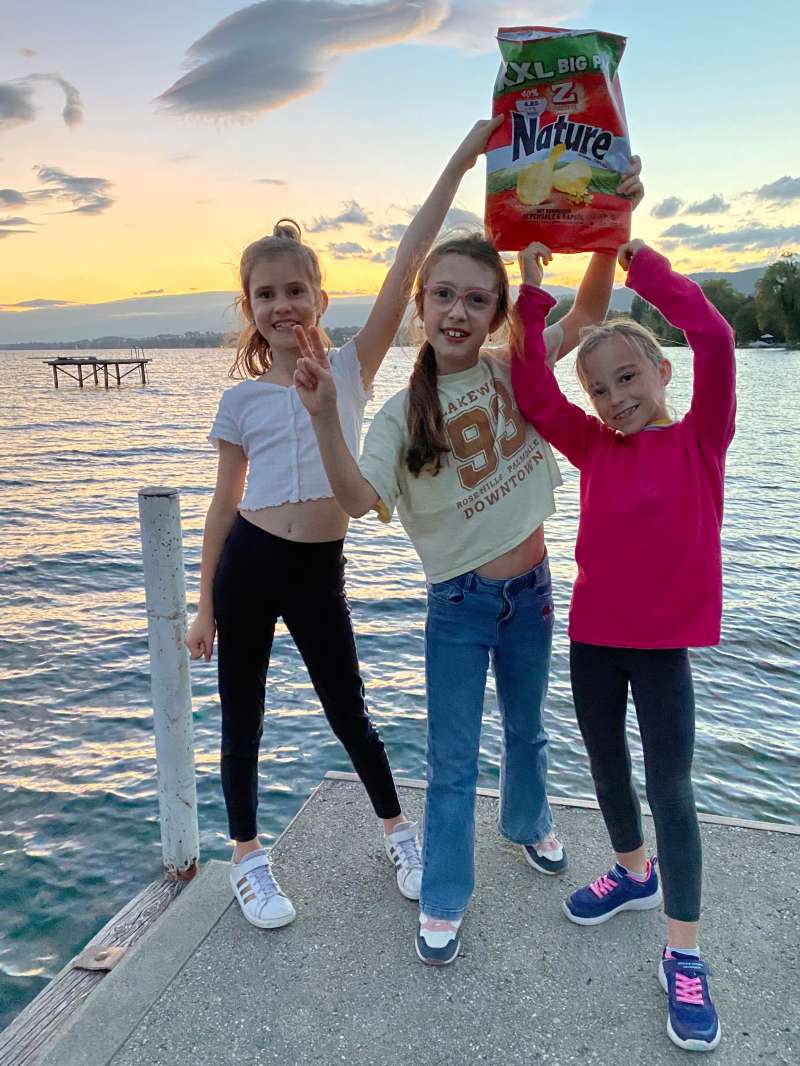 Melany.G., Perroy beach