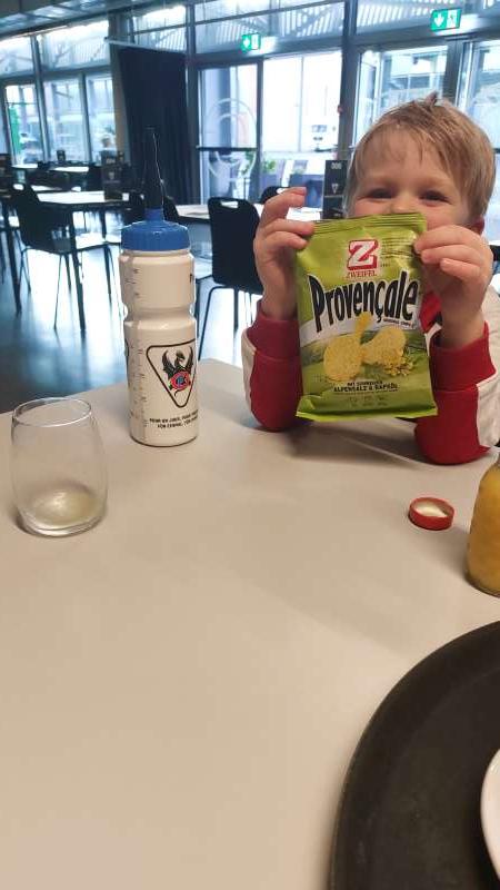 Mireille.M., Sport café Gottéron