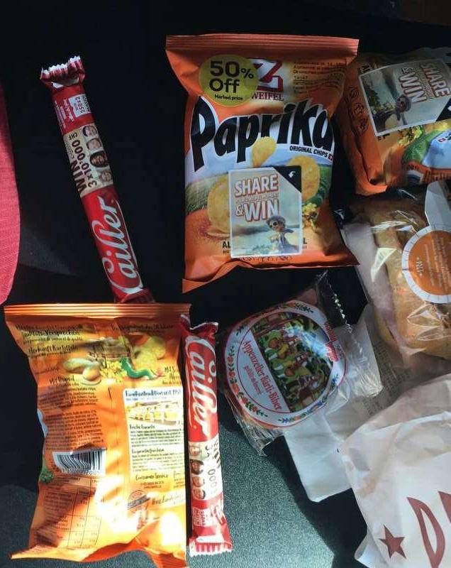 Nicole.S., Flughafen Kloten. Diese Chips müssen einfach noch ins Handgepäck bevor es in die USA nach Hause geht