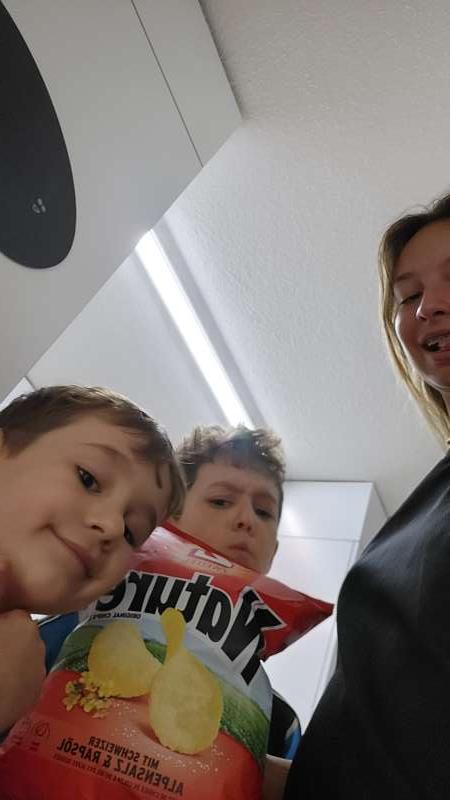 Celyne.N., 8352 Elsau