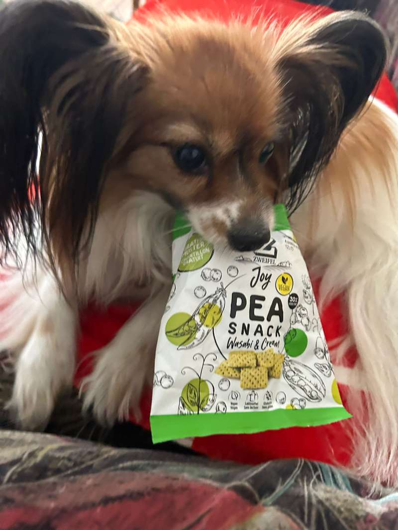 Sabrine.M., zu Hause in Basel