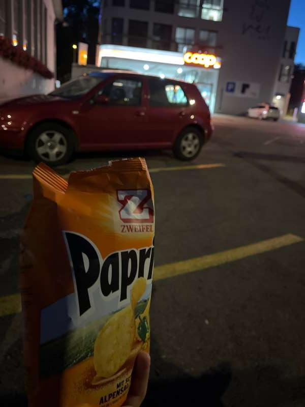 Joanne.R., Münchenstein