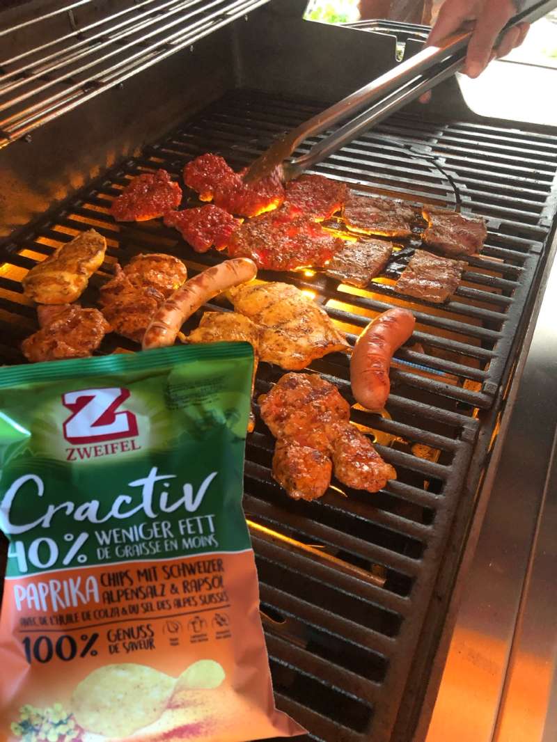 Linus.H., Zuhause am Grill