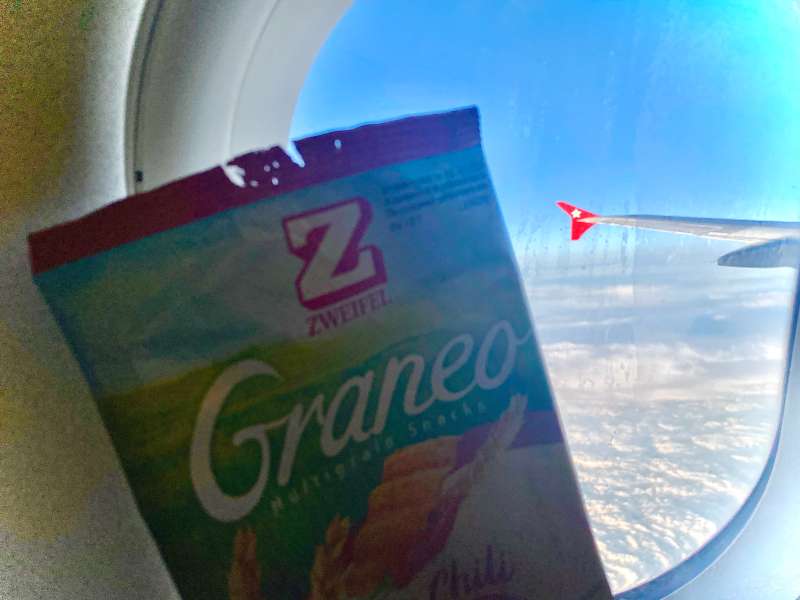 Matias.D., Fly Edelweiss über den Wolken