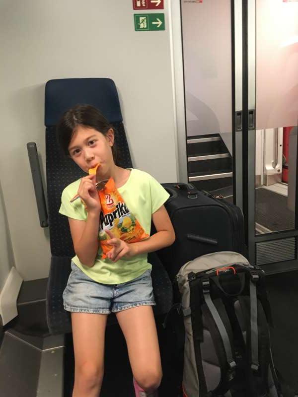 Chao.Y., Zürich Flughafen Bahnhof