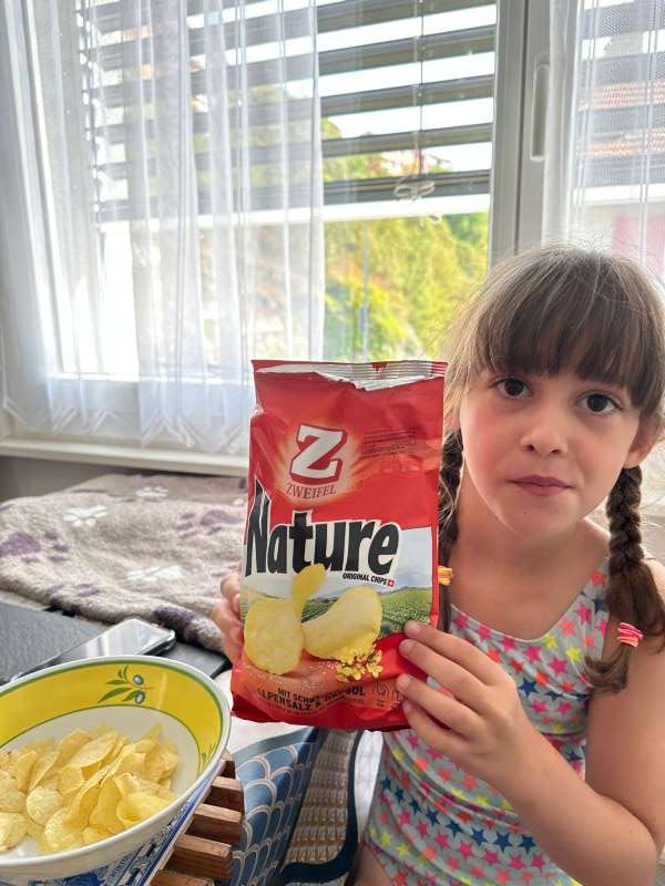 Nicole.R., Chez mami à Neuchatel