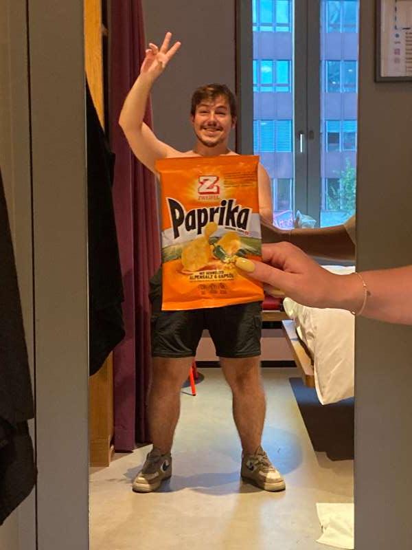 Loic.P., Hotel 15 hours, Zürich