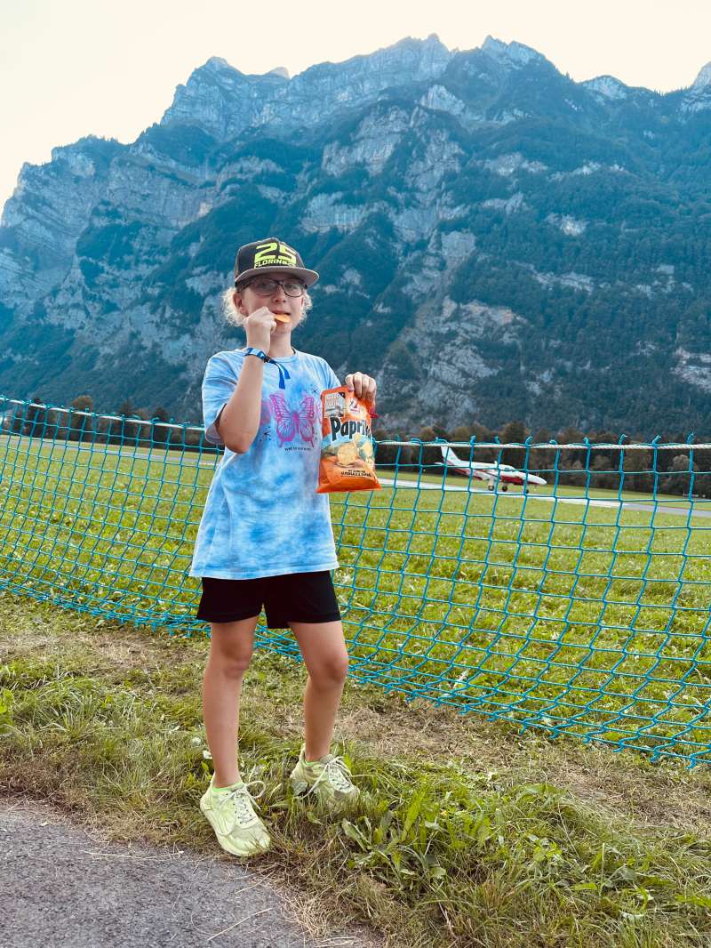 Andrea.E., Leonie@ Zigairmeeting, Flugplatz Mollis