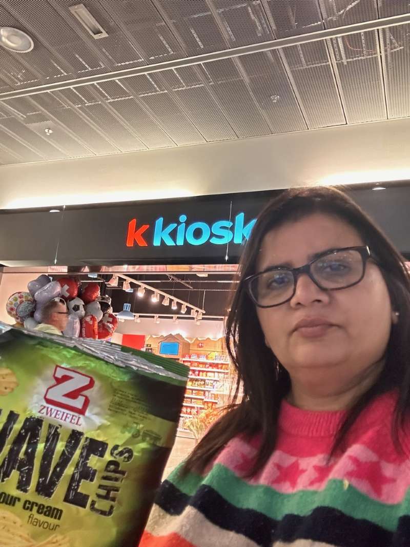 Manisha.K., Zurich airport