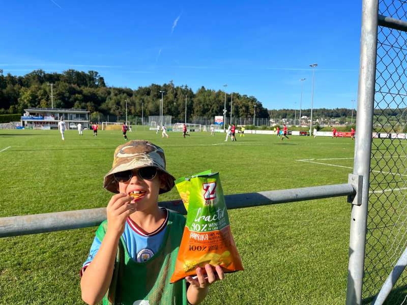 Steven.F., Sportplatz Seuzach