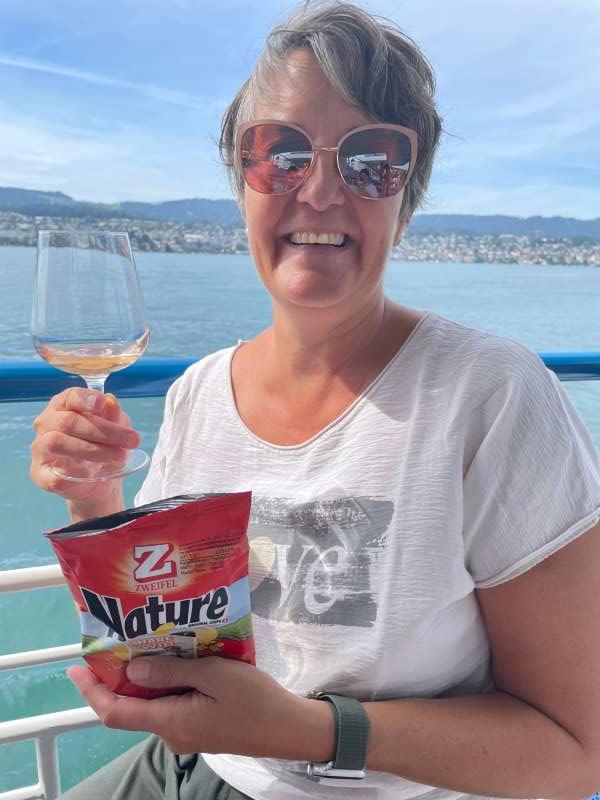 Gabriela.K., Zürichsee - kurz vor Haltestelle Erlenbach