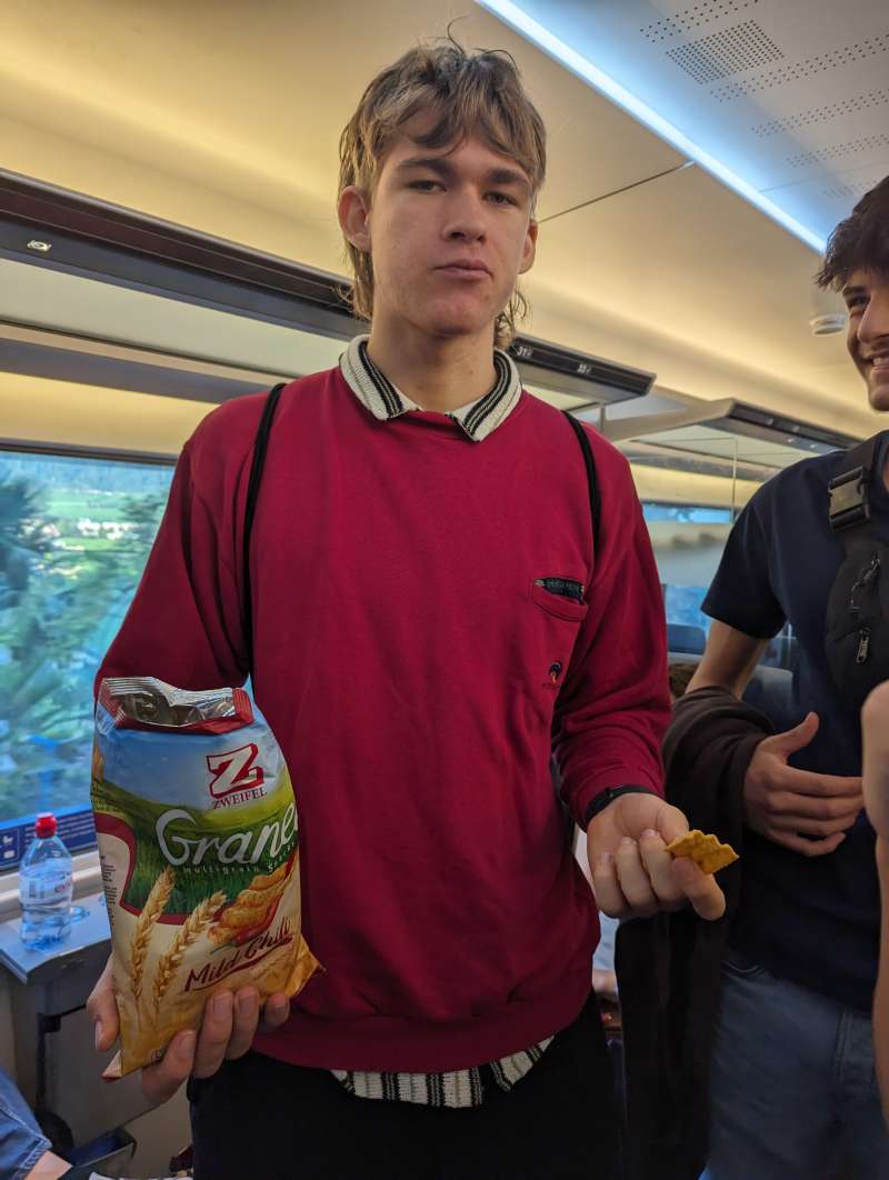 Pascal.S., Im Zug in Arth